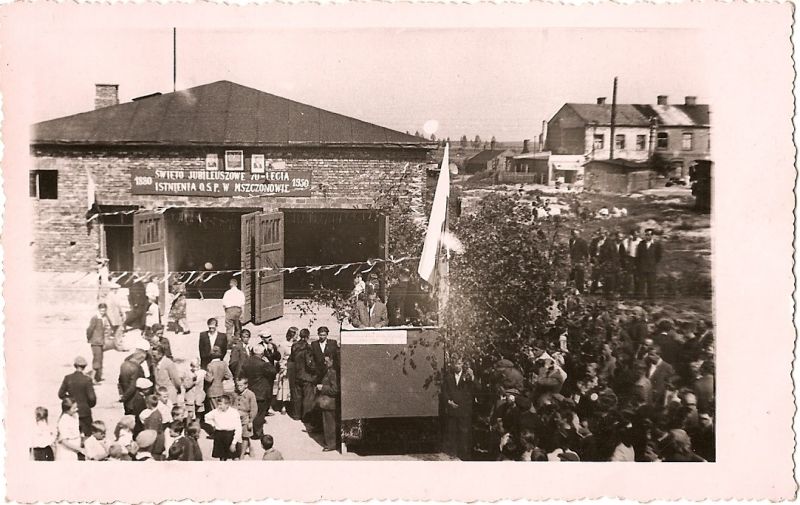 Przekazanie sztandaru z okazji 70-lecia OSP, 1950 rok
