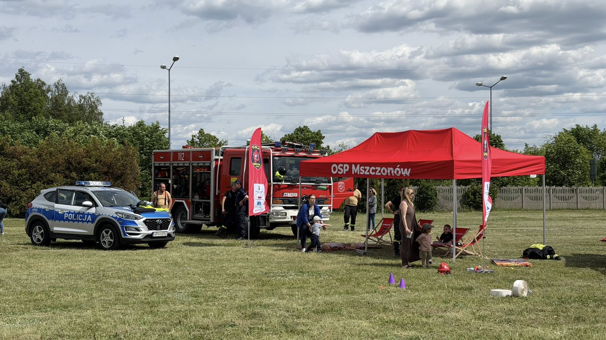 Namiot OSP Mszczonów podczas Pikniku Rodzinnego Bajkowa Kraina